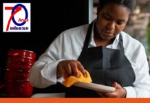 Mulheres negras enfrentam acúmulo de funções, discriminação e baixos salários no mercado de trabalho, aponta Dieese