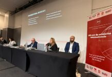 FENAJ debate vigilância a jornalistas em painel do 100º Congresso da FIJ