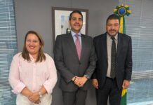 FENAJ reforça articulação institucional contra a precarização do trabalho jornalístico