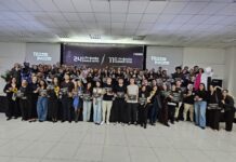 Jornalismo paranaense celebra seus talentos: confira a lista de premiados dos Prêmios Sangue Novo e Sangue Bom